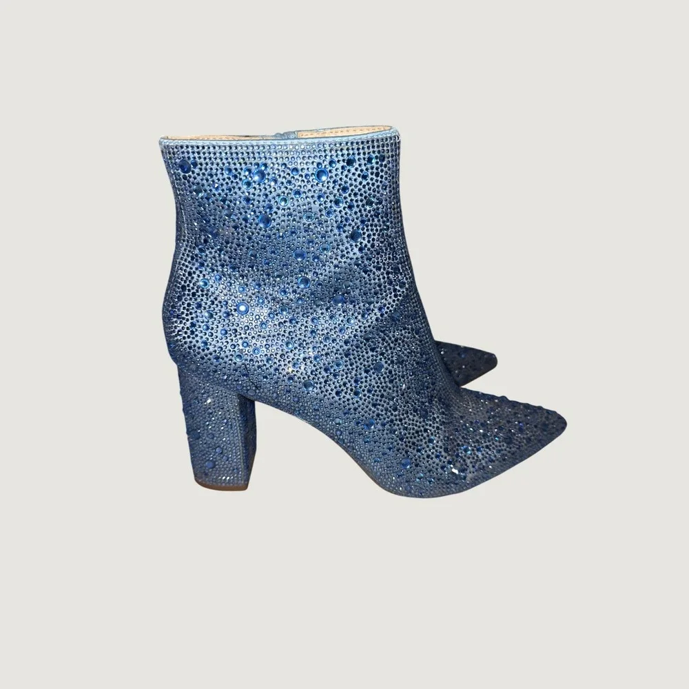 Betsey Johnson Cady Rhinestone Blue Ankle Boots Block Heel Pointed Toe Size 8